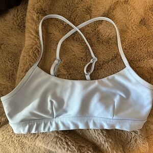 alo sports bra
